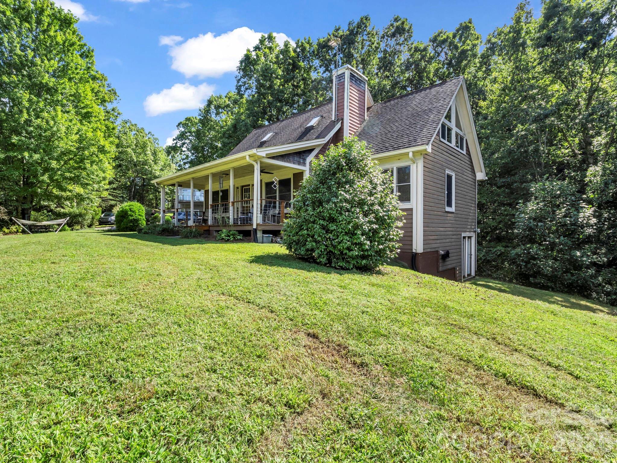 382 First Broad Drive — Bostic