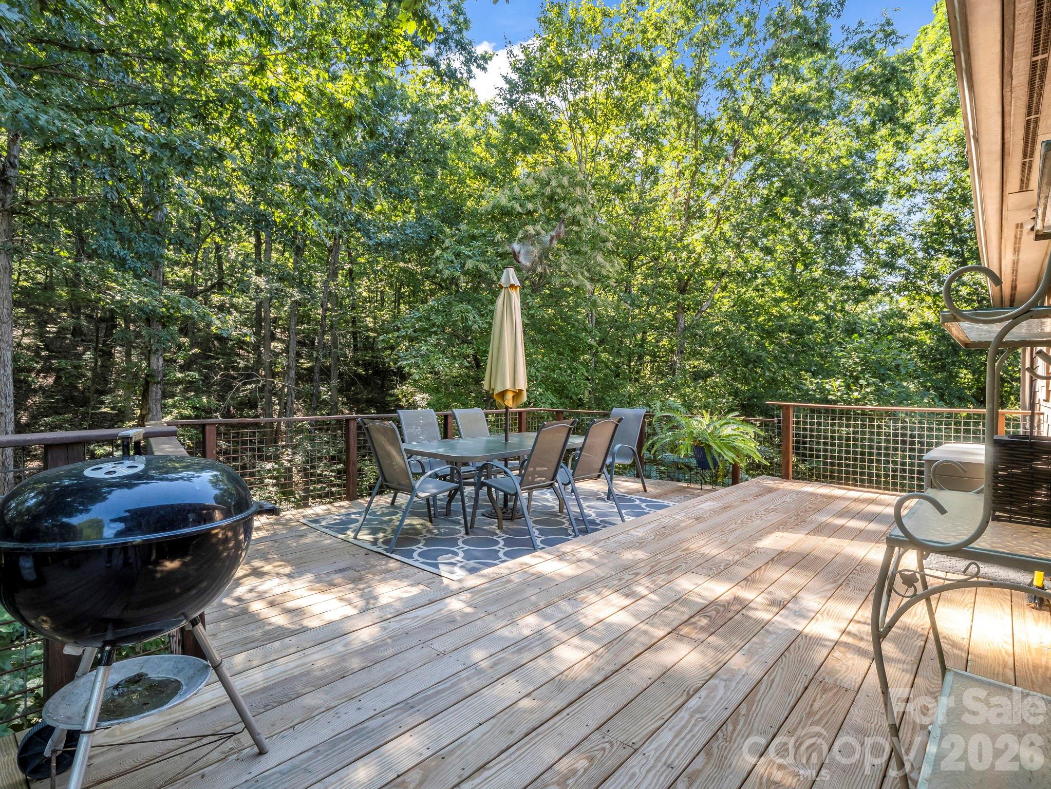 382 First Broad Drive — Bostic