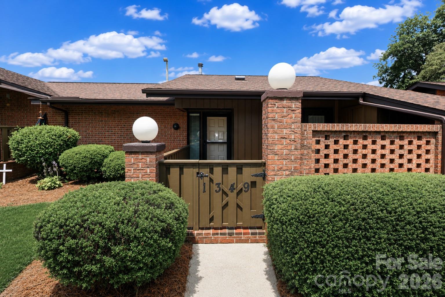 1349 Radio Road — Statesville