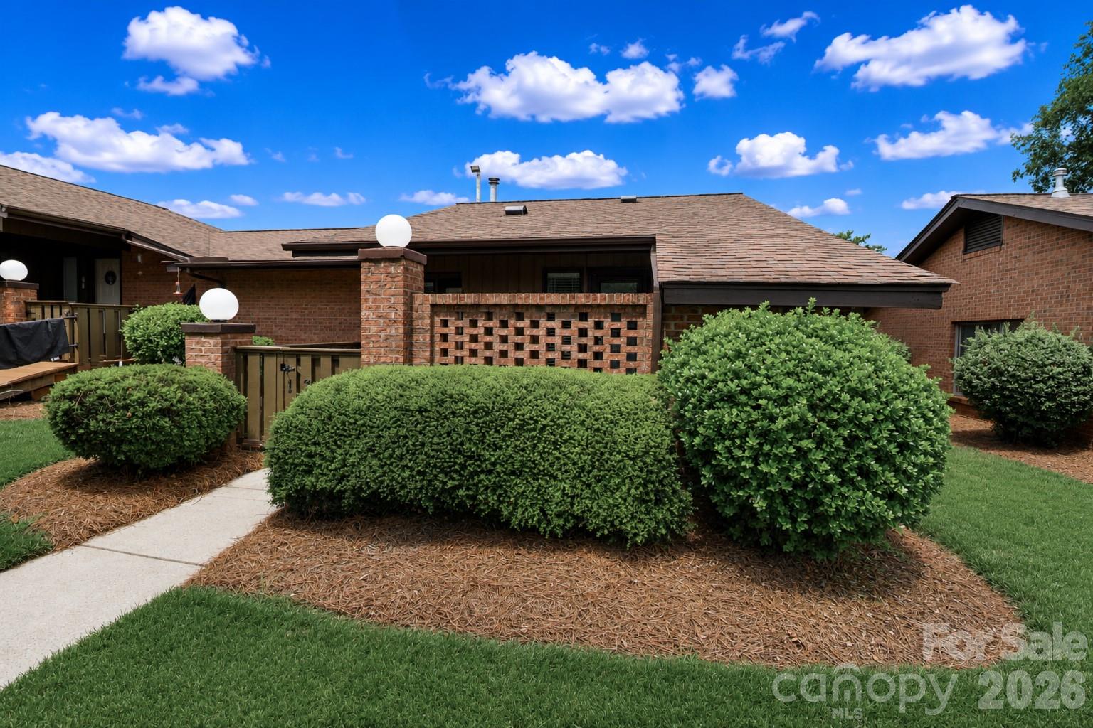 1349 Radio Road — Statesville