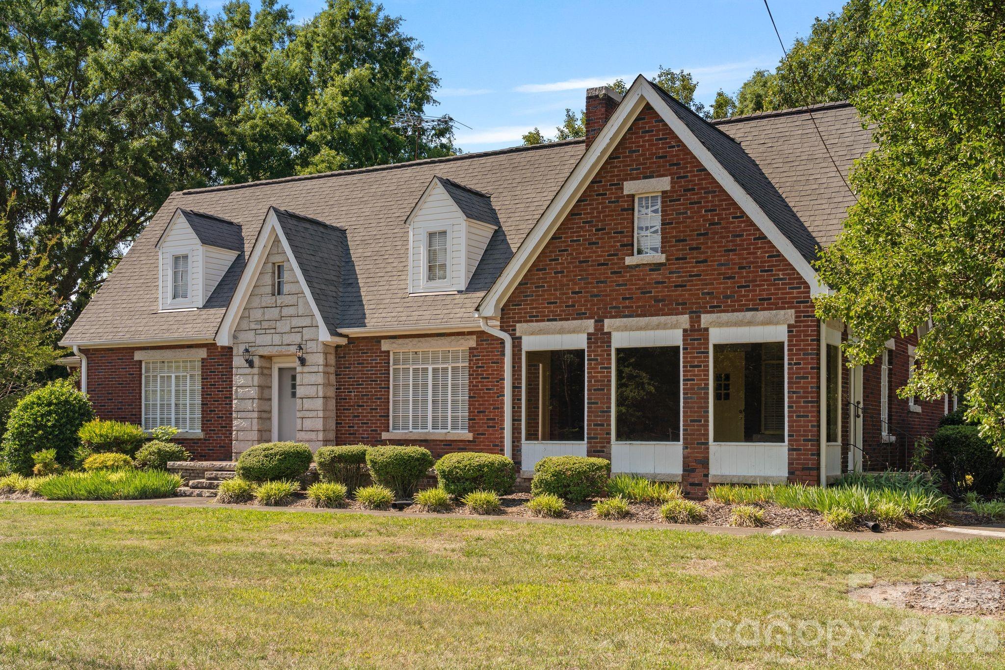 4255 NC Hwy 24/27 Highway E — Midland