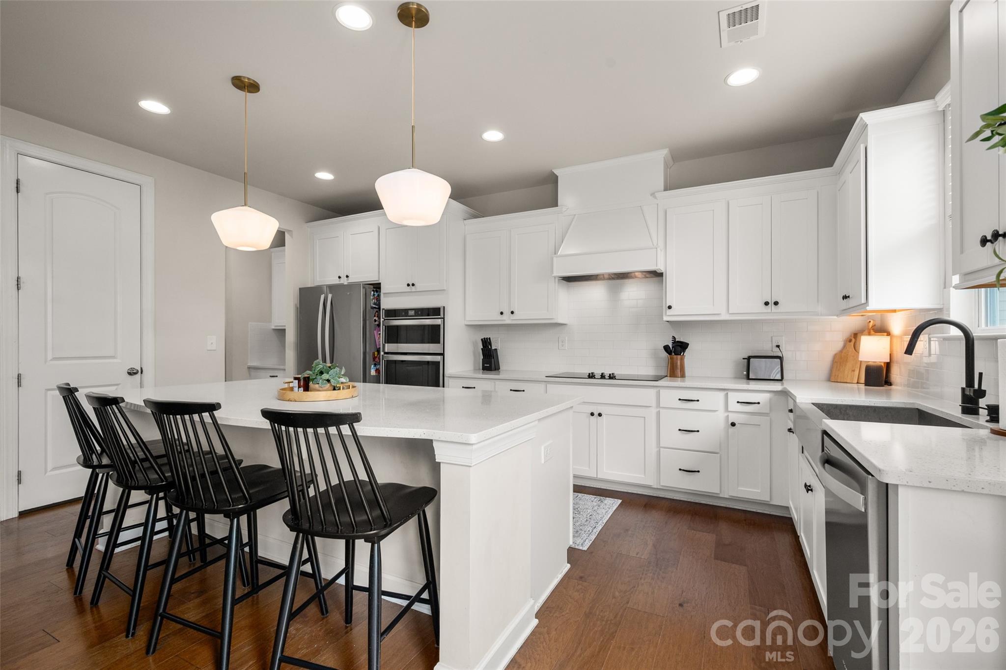 438 Sandbar Point — Clover