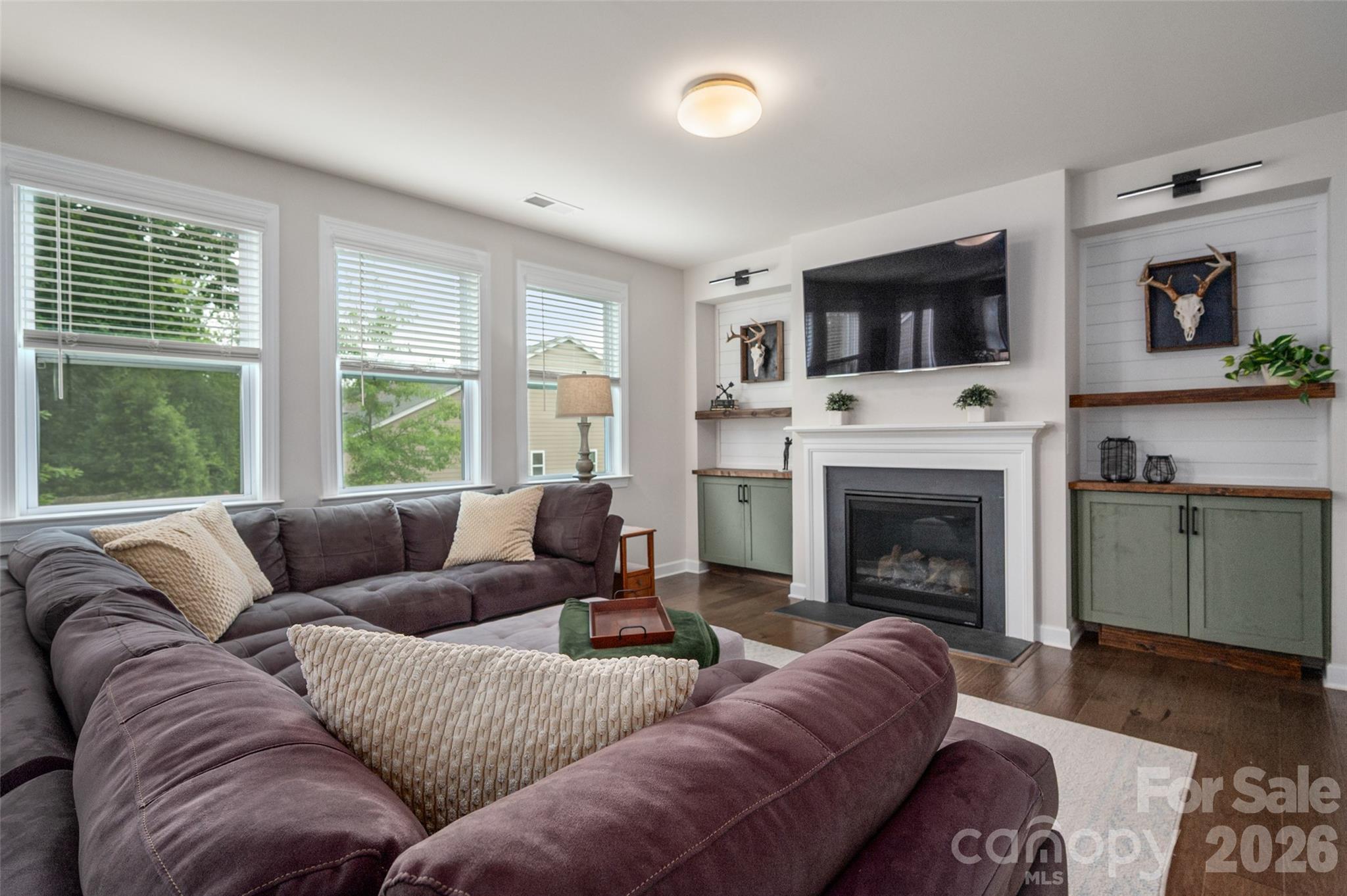 438 Sandbar Point — Clover