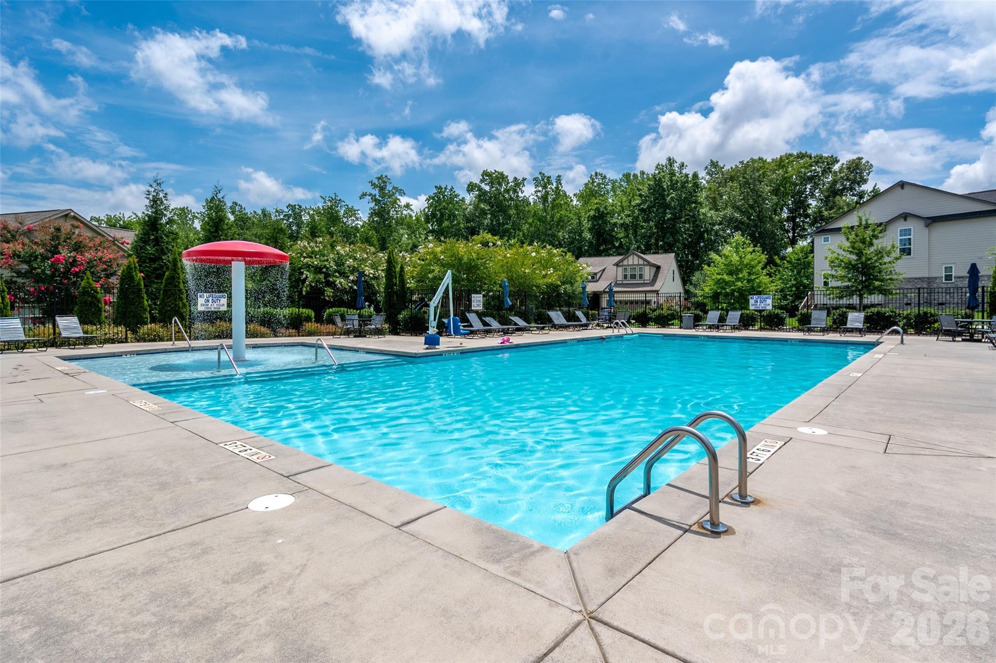 438 Sandbar Point — Clover