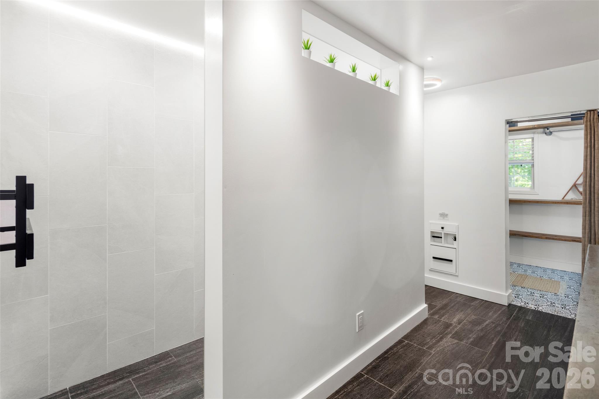 354 Boulder View Drive — Flat Rock