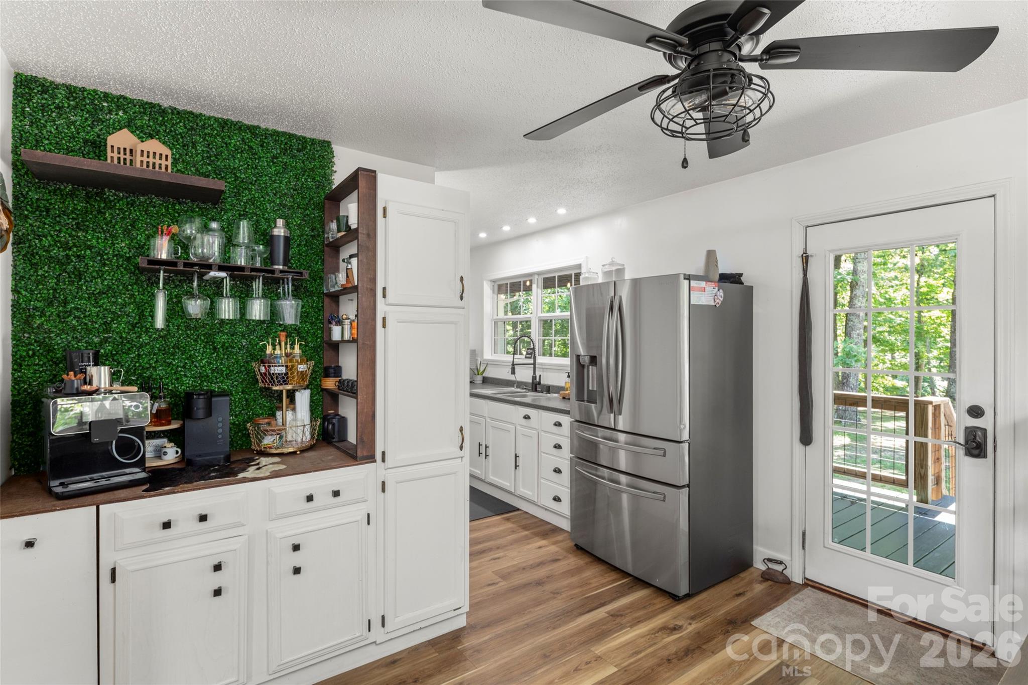 354 Boulder View Drive — Flat Rock