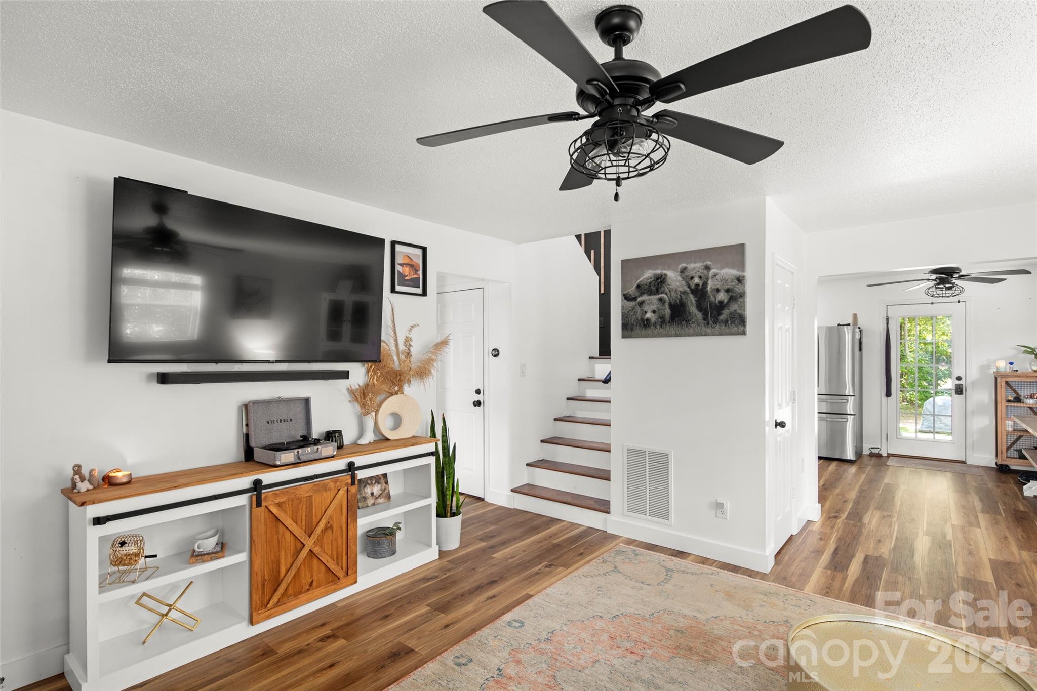 354 Boulder View Drive — Flat Rock