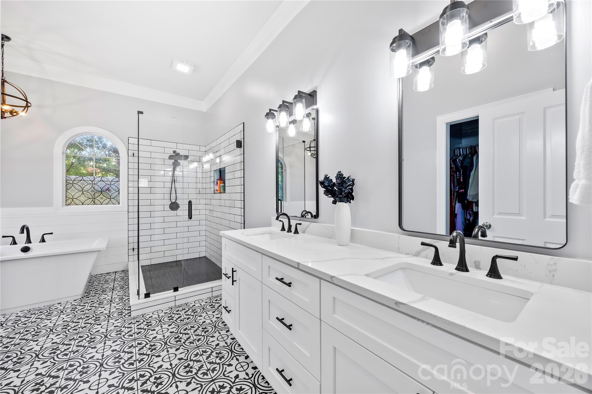 115 S Gibbs Road — Mooresville