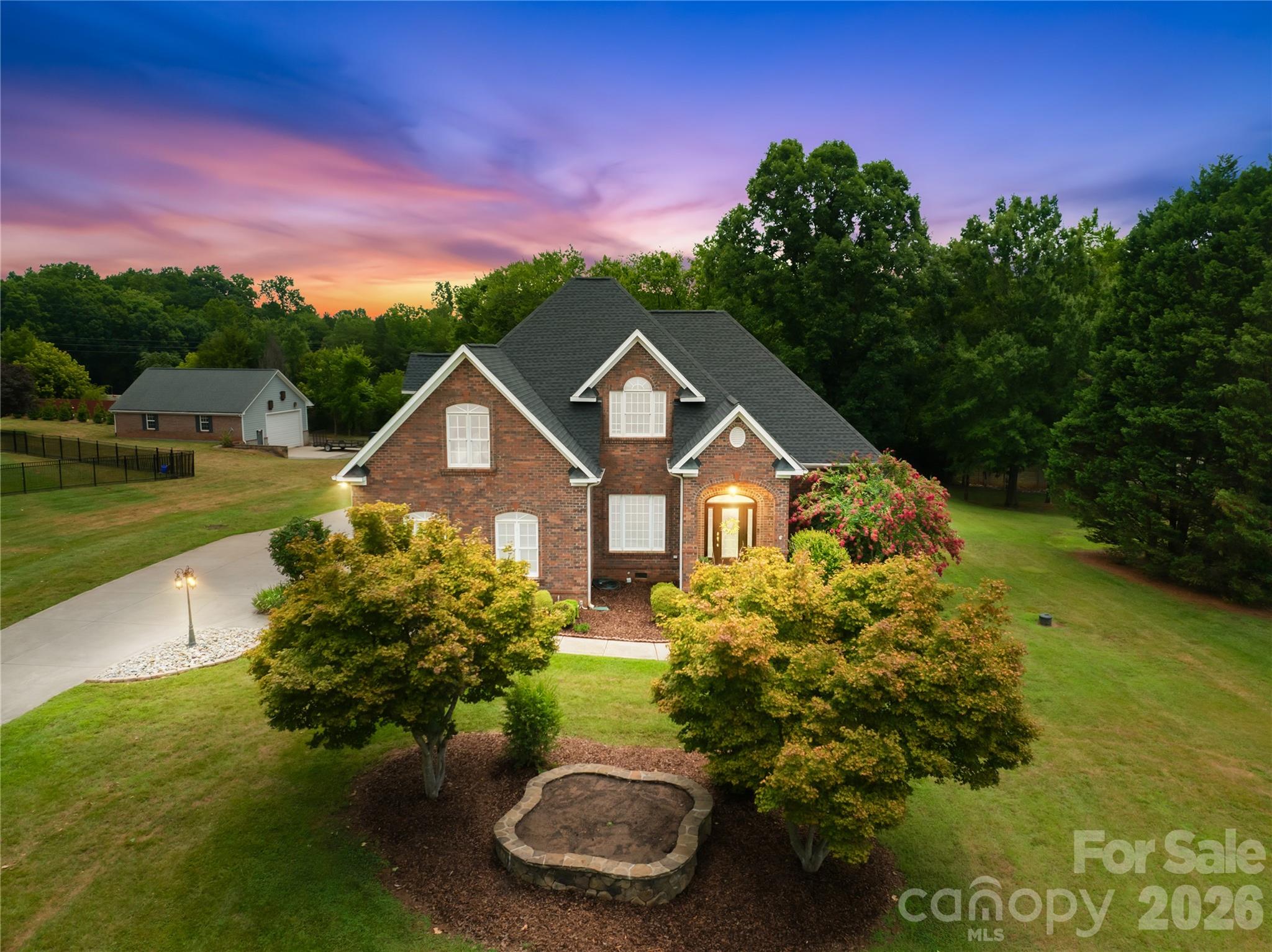115 S Gibbs Road — Mooresville