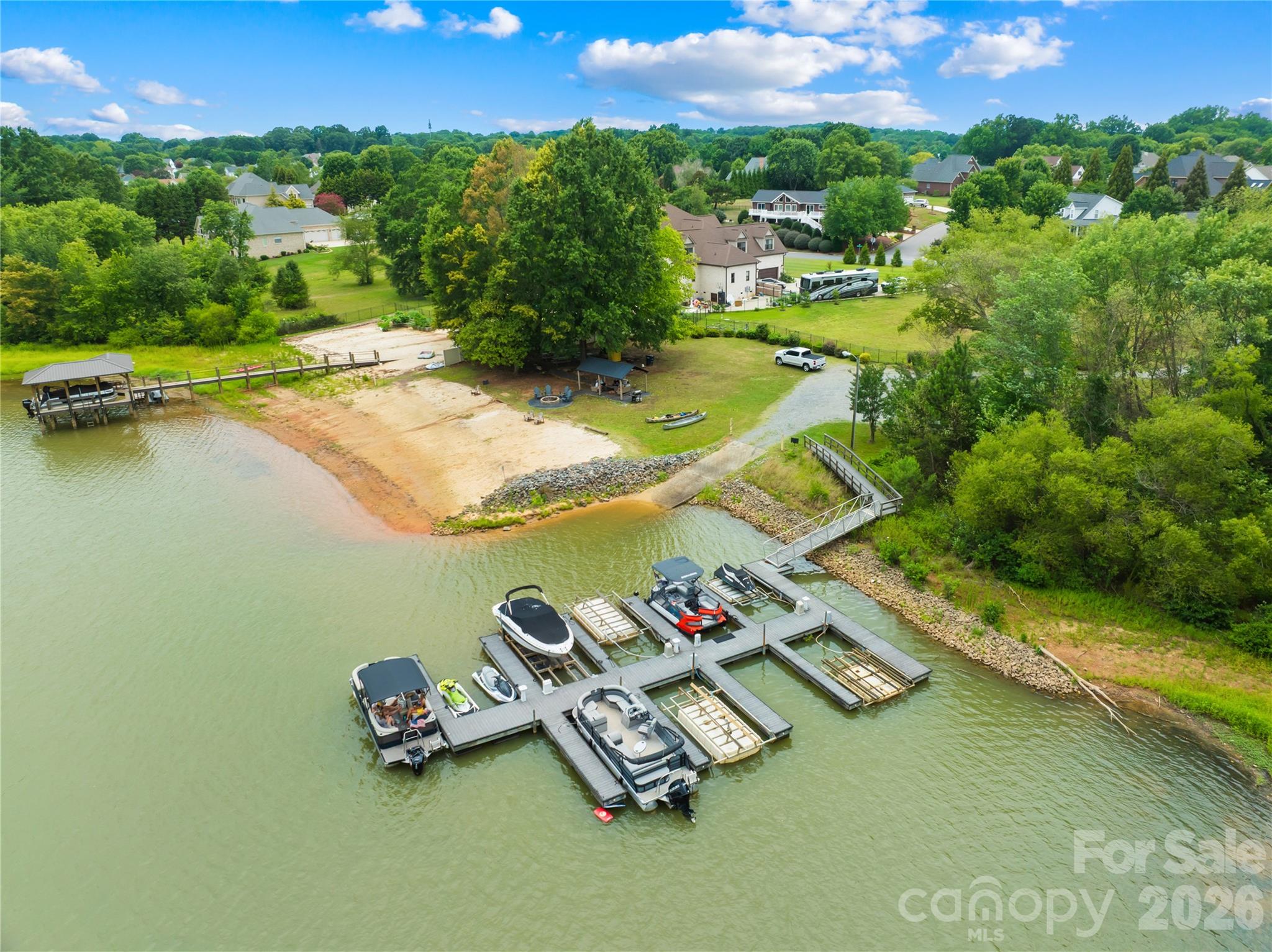 115 S Gibbs Road — Mooresville