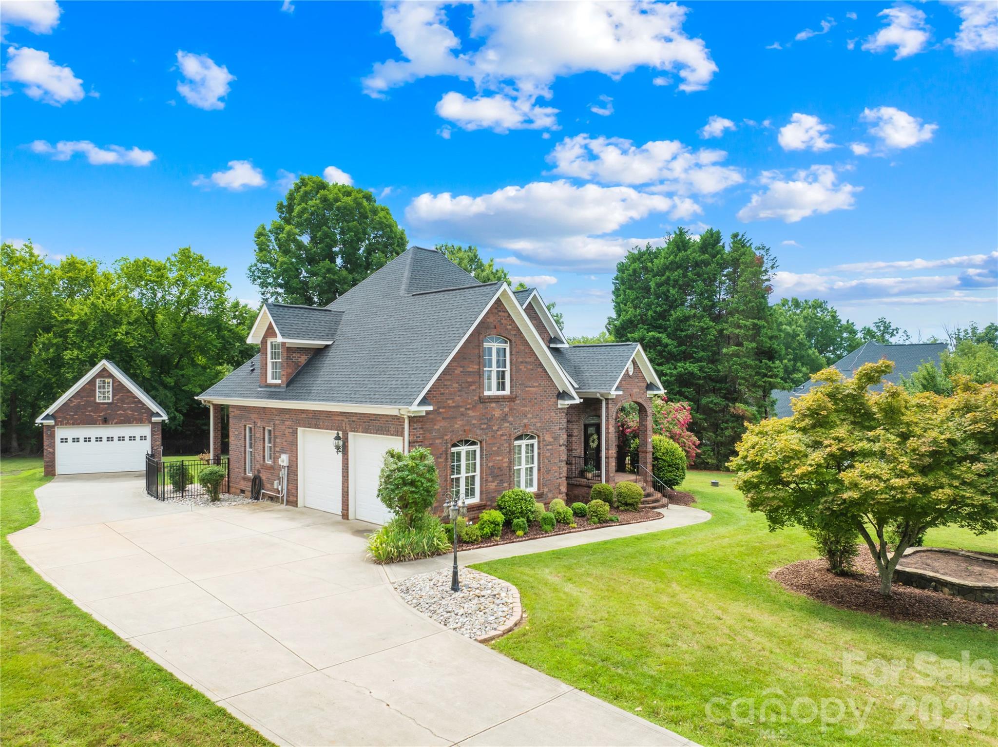 115 S Gibbs Road — Mooresville