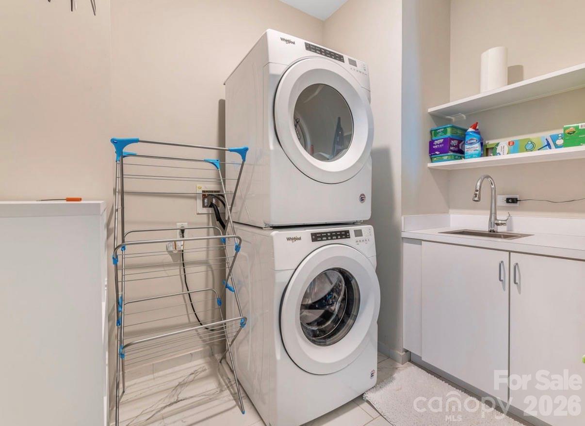 7 Patton Avenue #1605 — Asheville