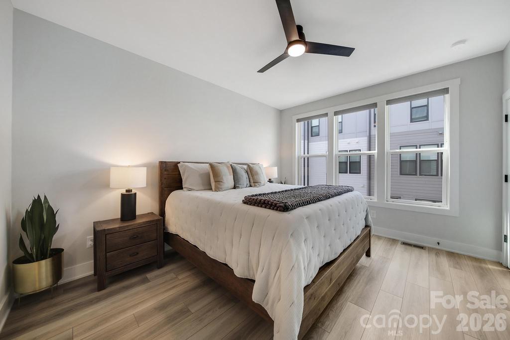 5007 Tiny Lane — Charlotte