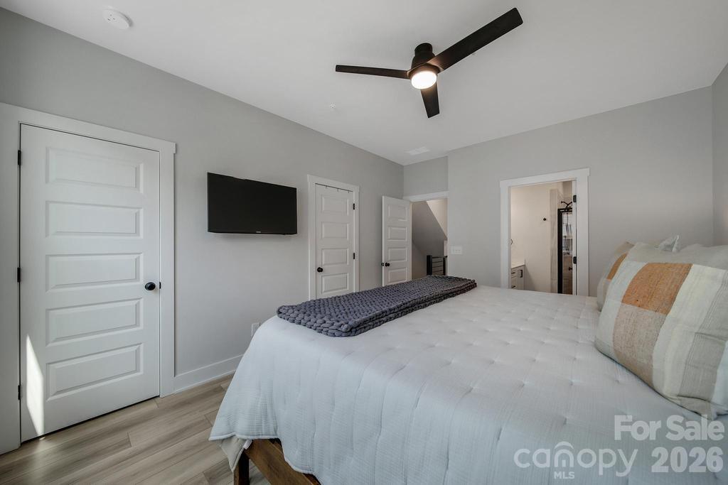 5007 Tiny Lane — Charlotte