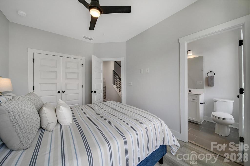 5007 Tiny Lane — Charlotte