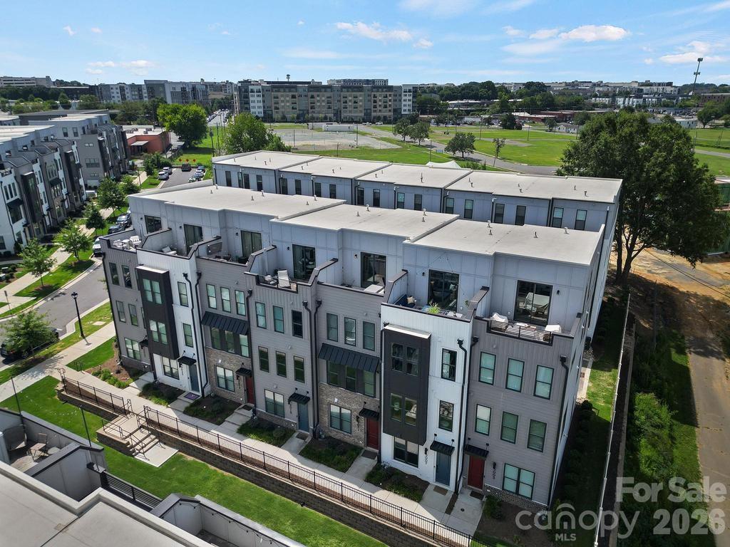 5007 Tiny Lane — Charlotte