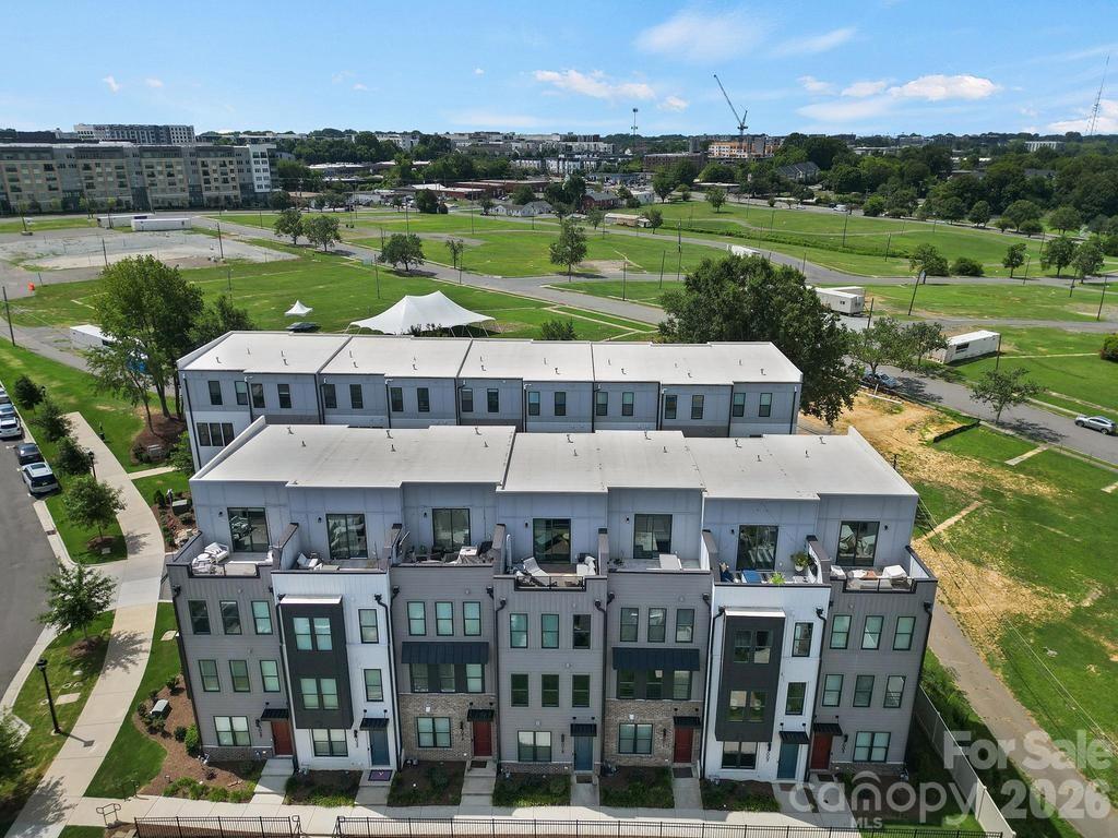 5007 Tiny Lane — Charlotte