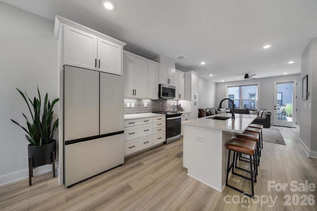 5007 Tiny Lane — Charlotte