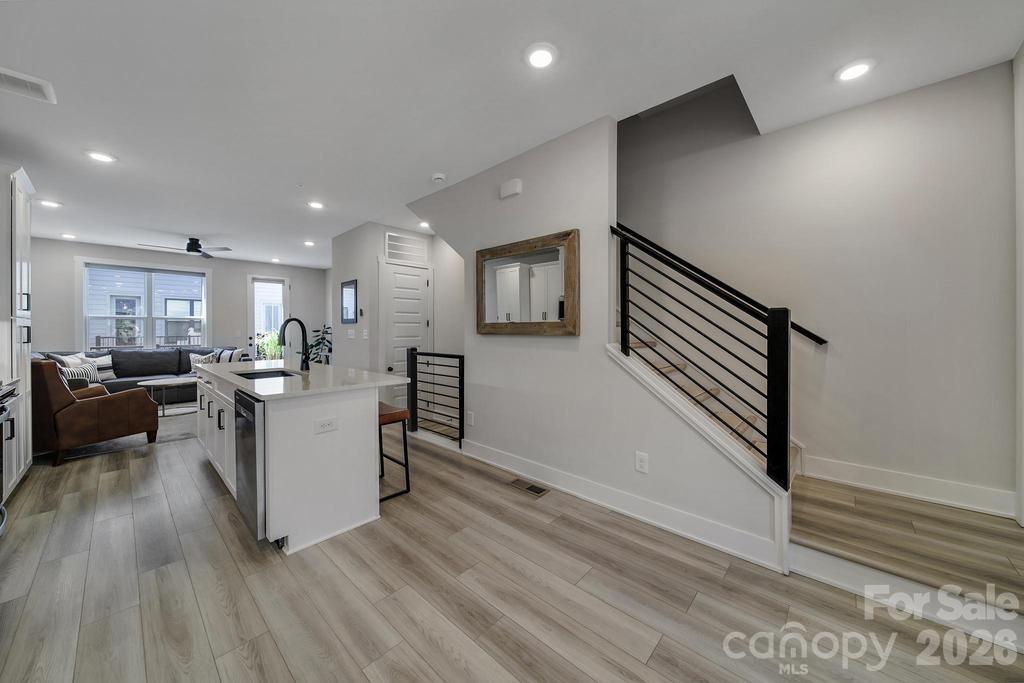 5007 Tiny Lane — Charlotte