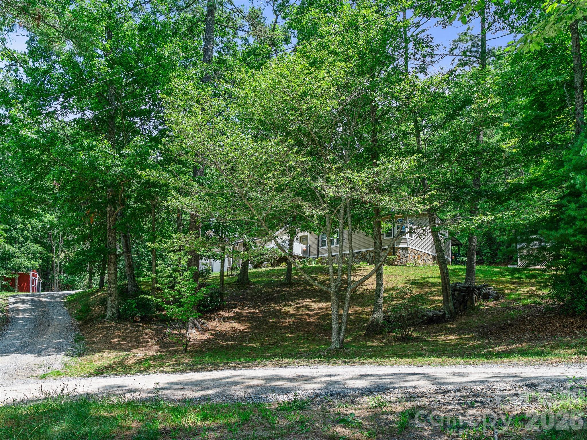 201 Franklin Village Road — Spruce Pine