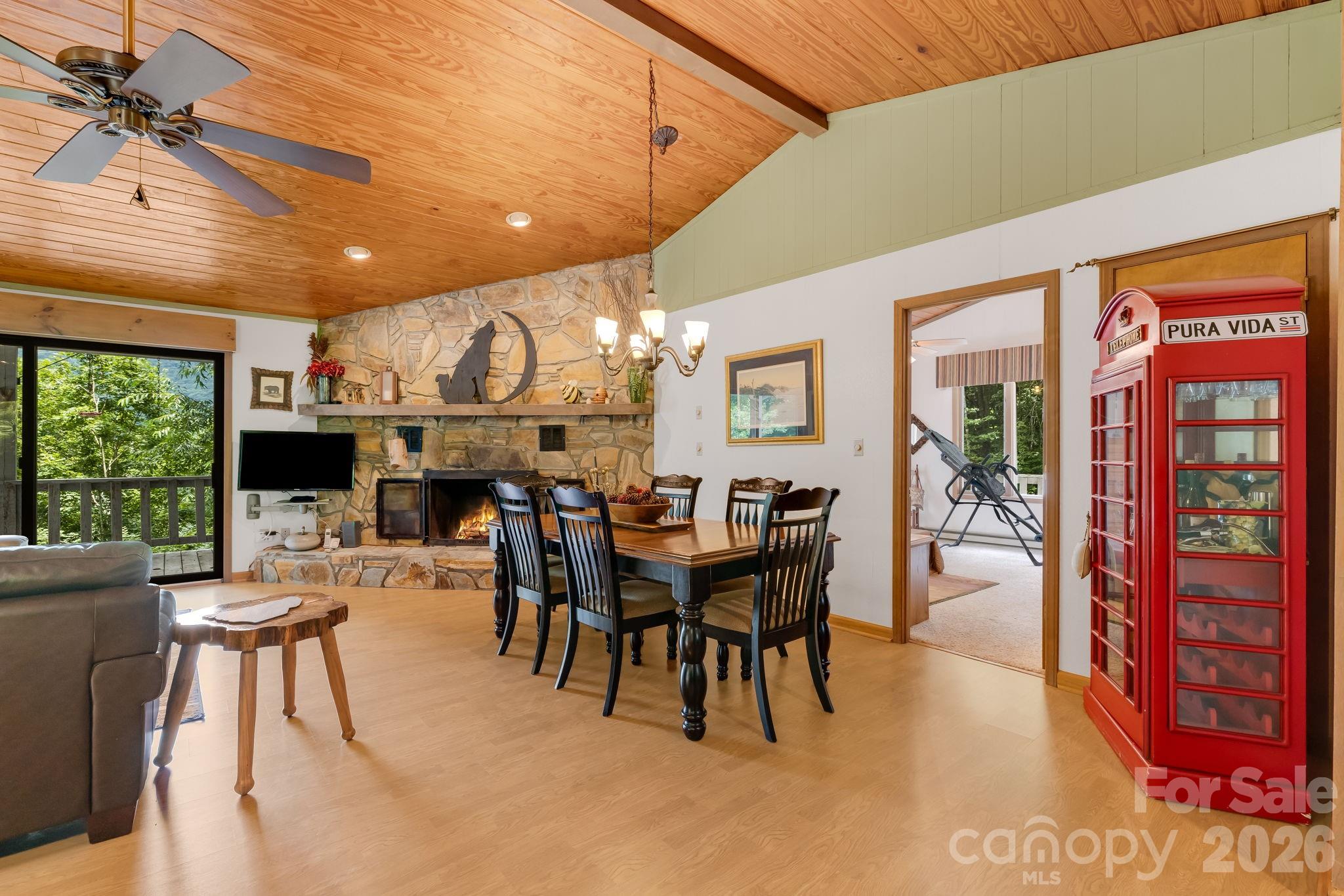 38 Bee Tree Lane — Mars Hill