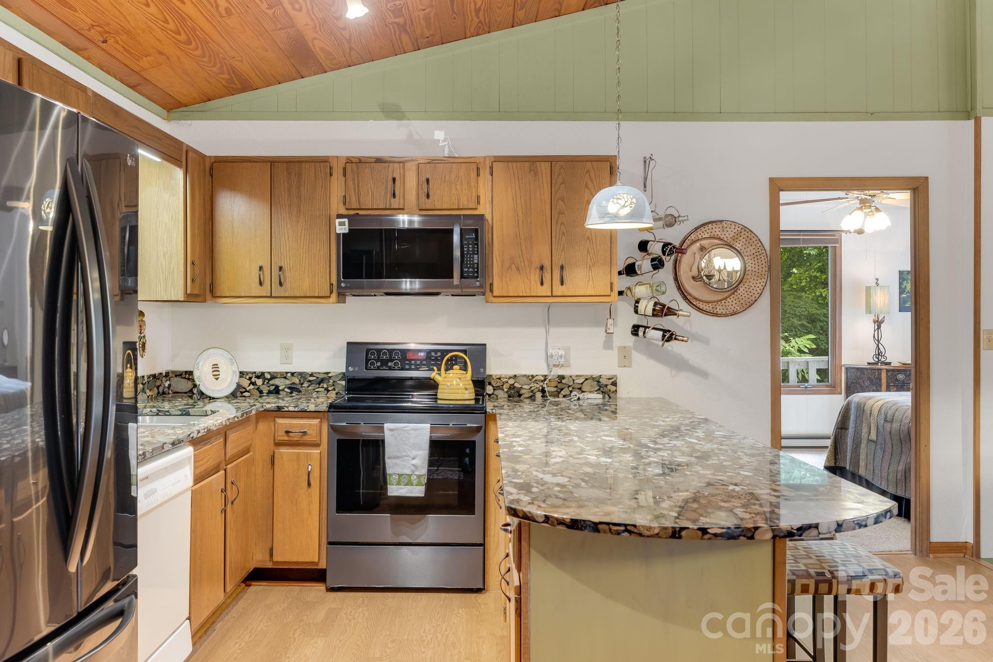 38 Bee Tree Lane — Mars Hill