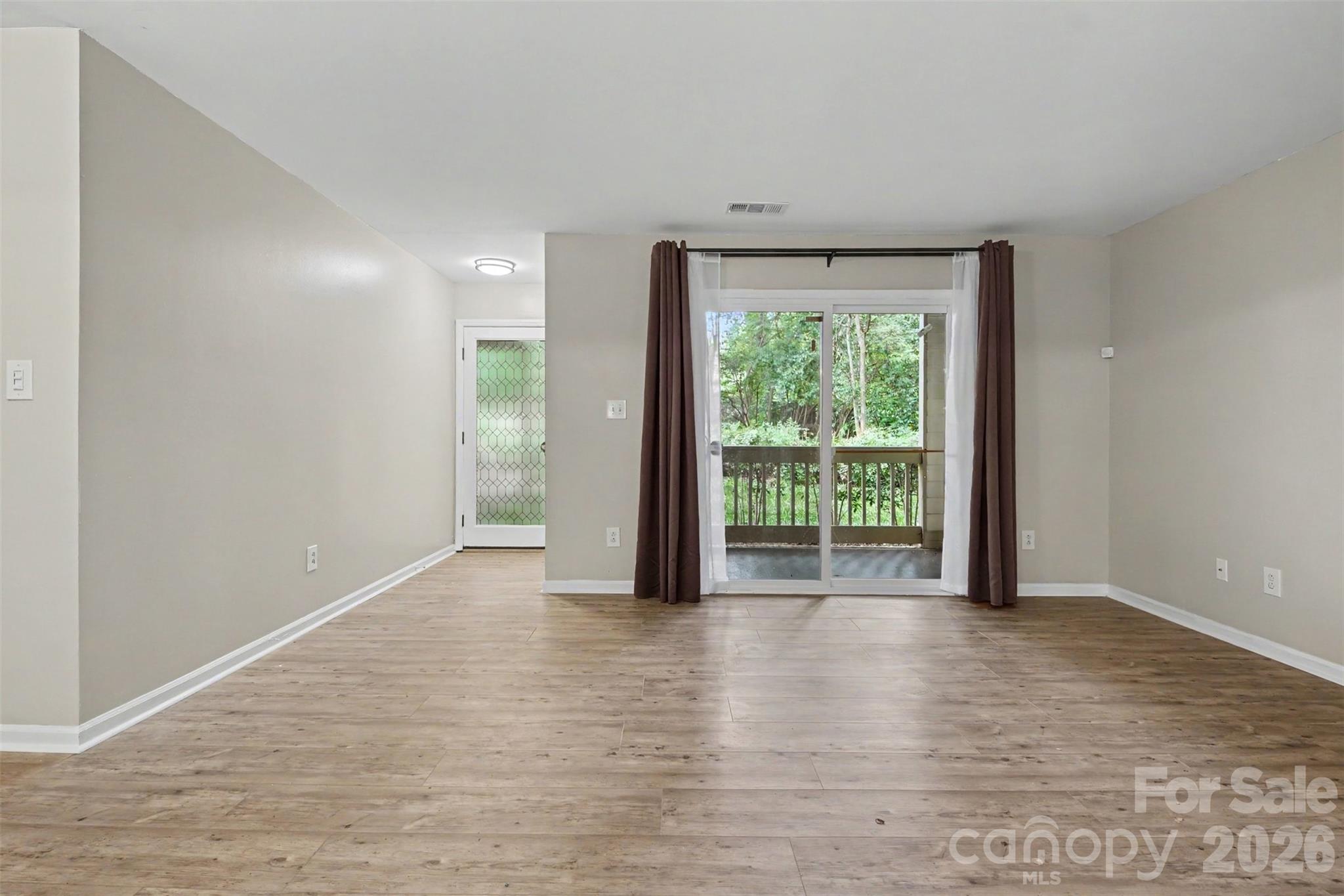 1001 Churchill Downs Court #E — Charlotte