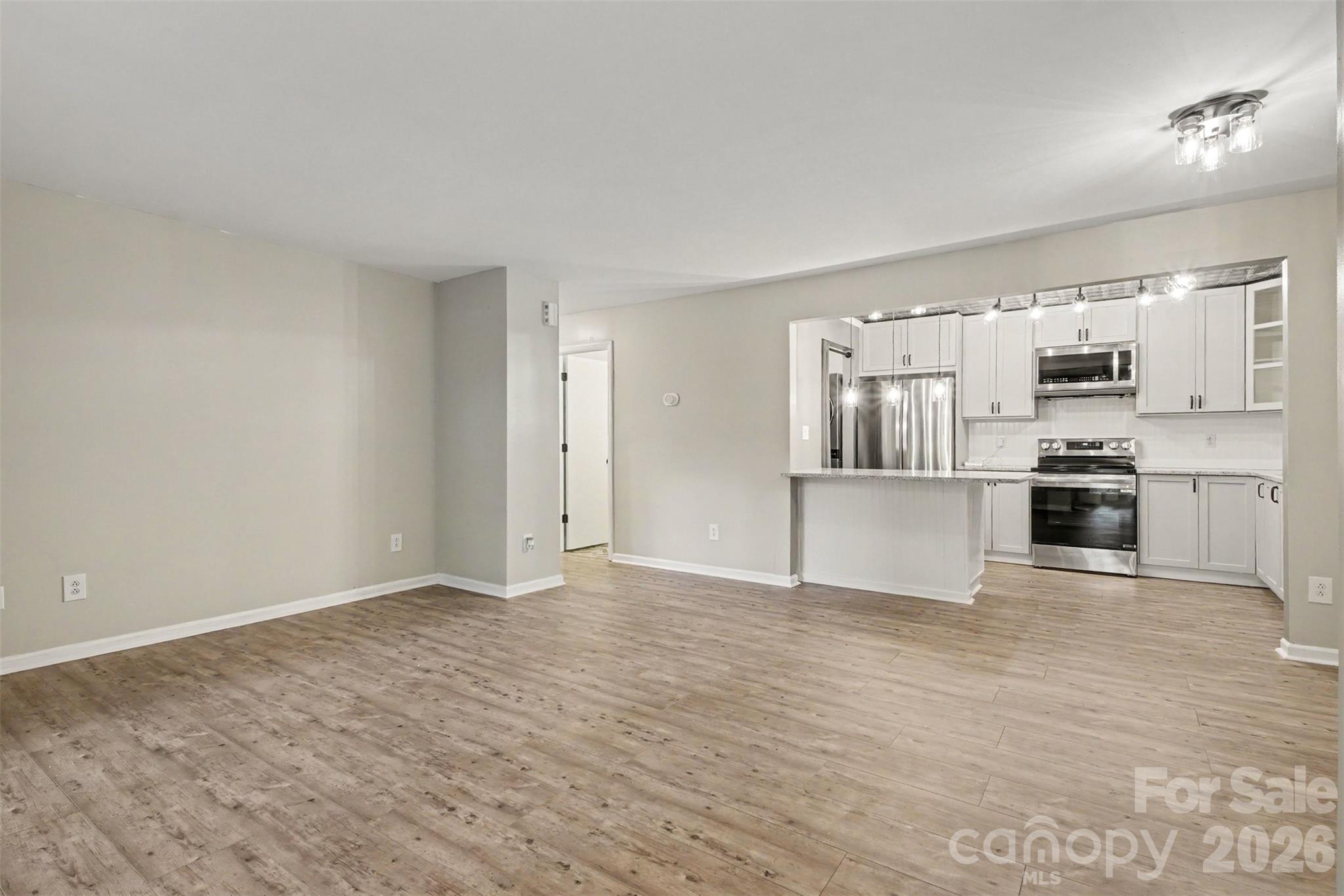 1001 Churchill Downs Court #E — Charlotte