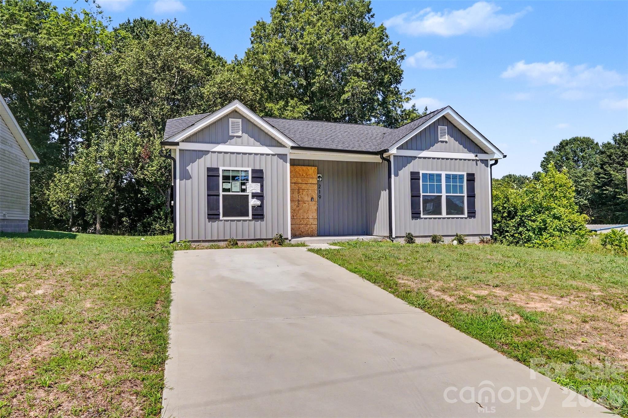 219 N Scruggs Street — Gastonia