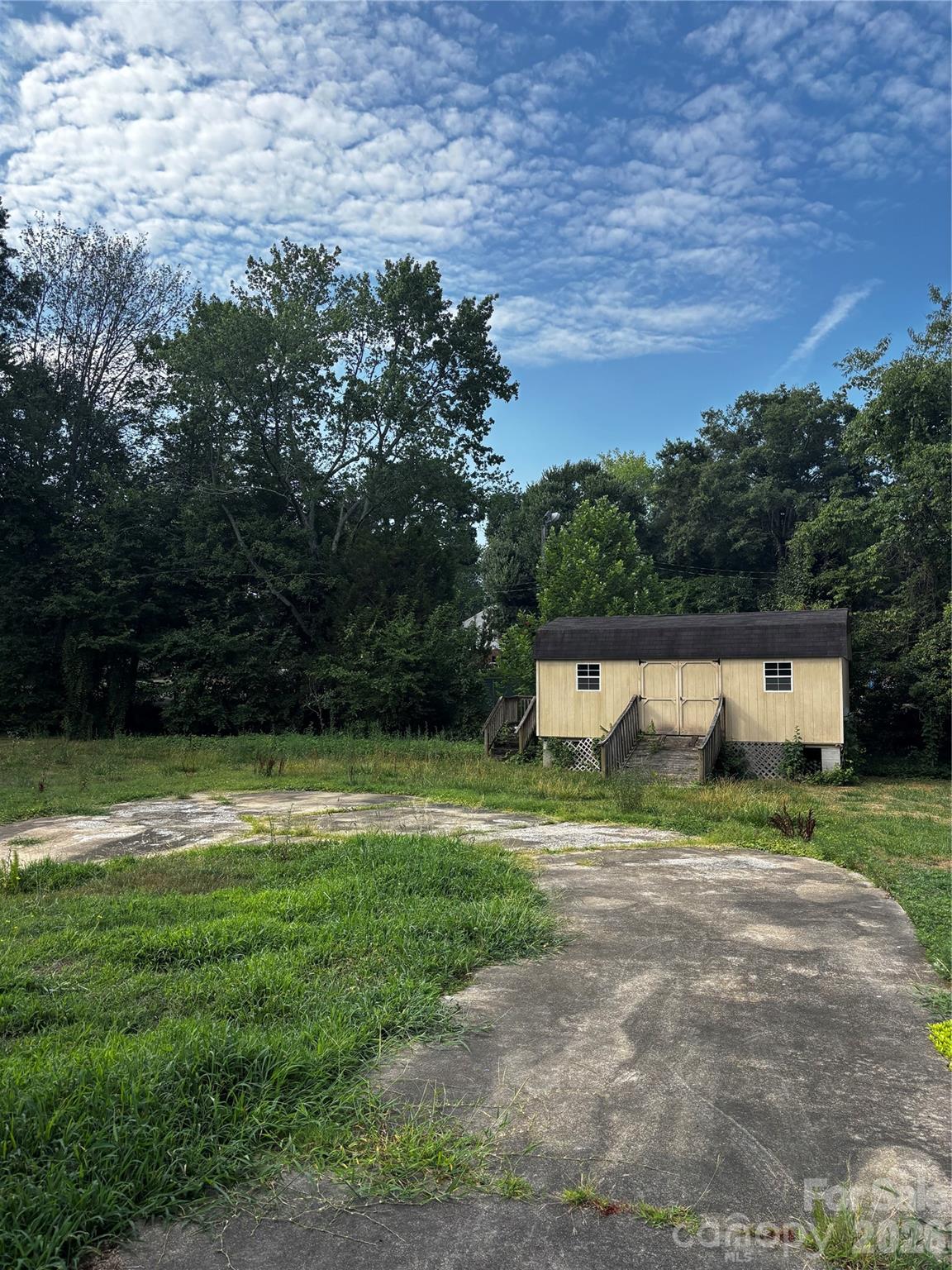 907 Maple Avenue — Salisbury