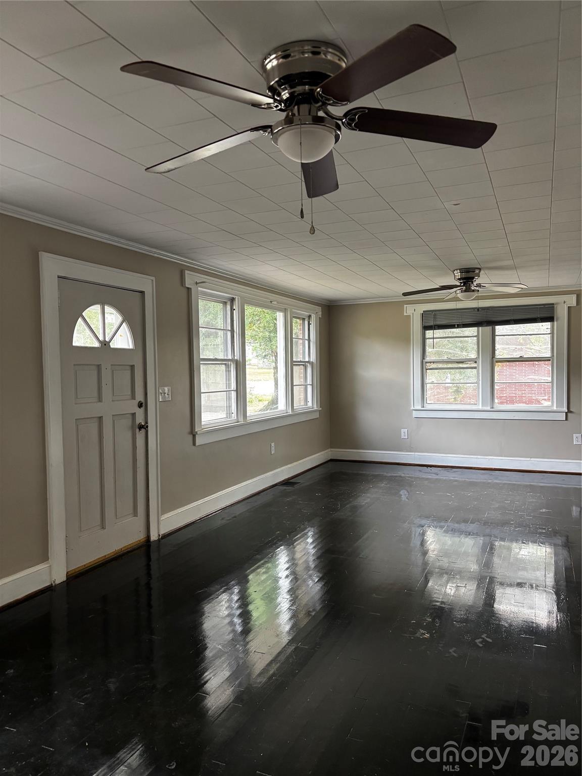 907 Maple Avenue — Salisbury