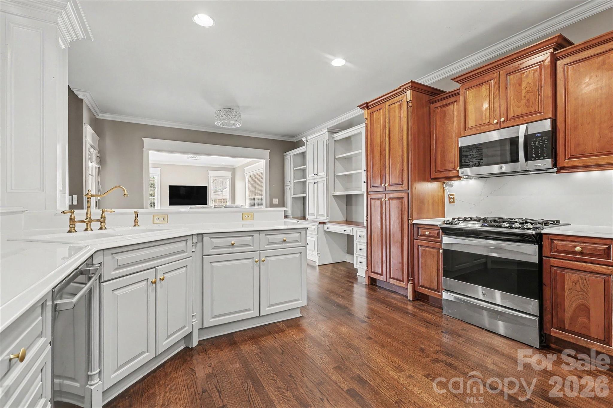 1004 Creekwalk Drive — Stanley