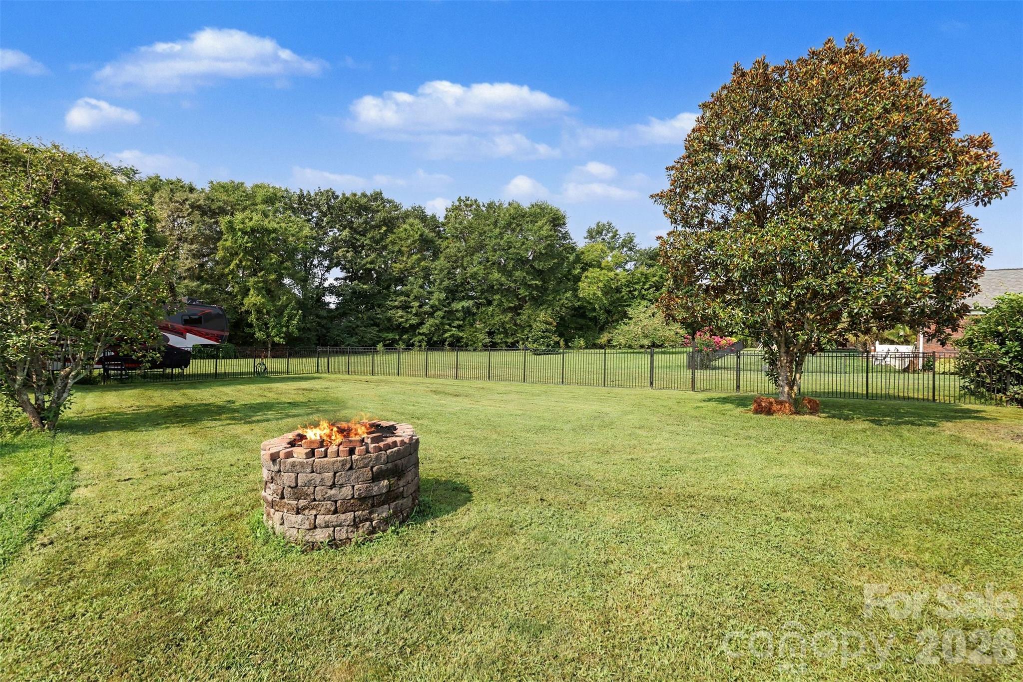 1004 Creekwalk Drive — Stanley