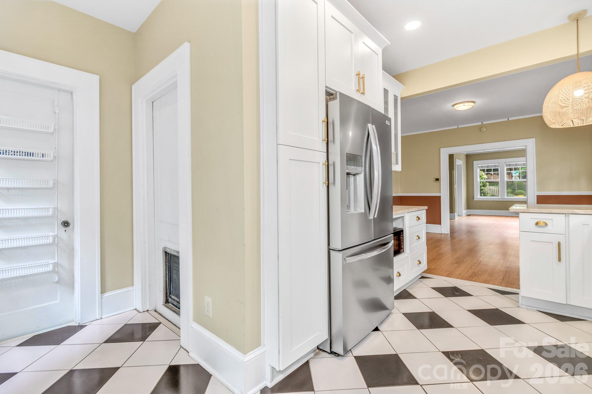 22 Fenner Avenue — Asheville