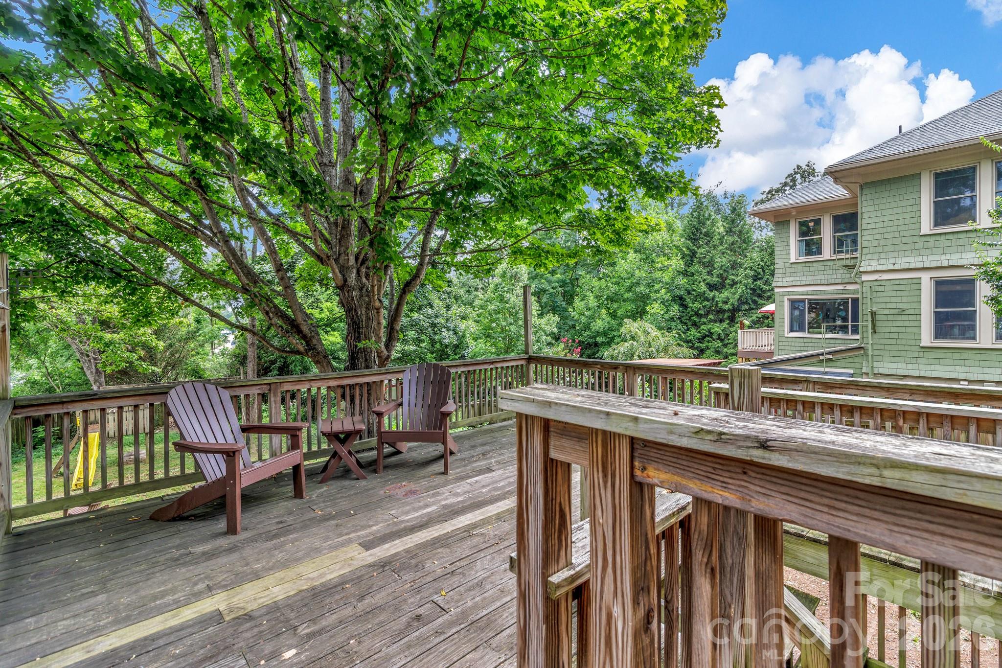 22 Fenner Avenue — Asheville