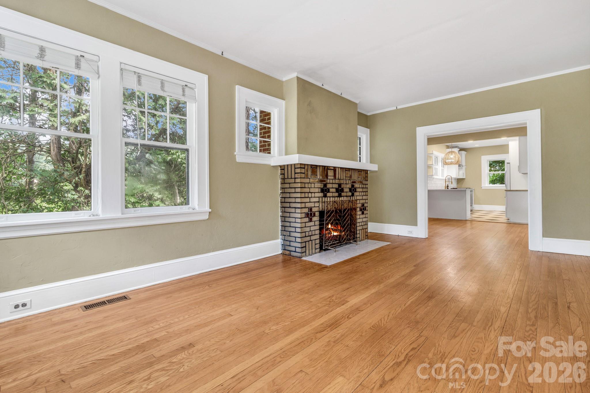 22 Fenner Avenue — Asheville