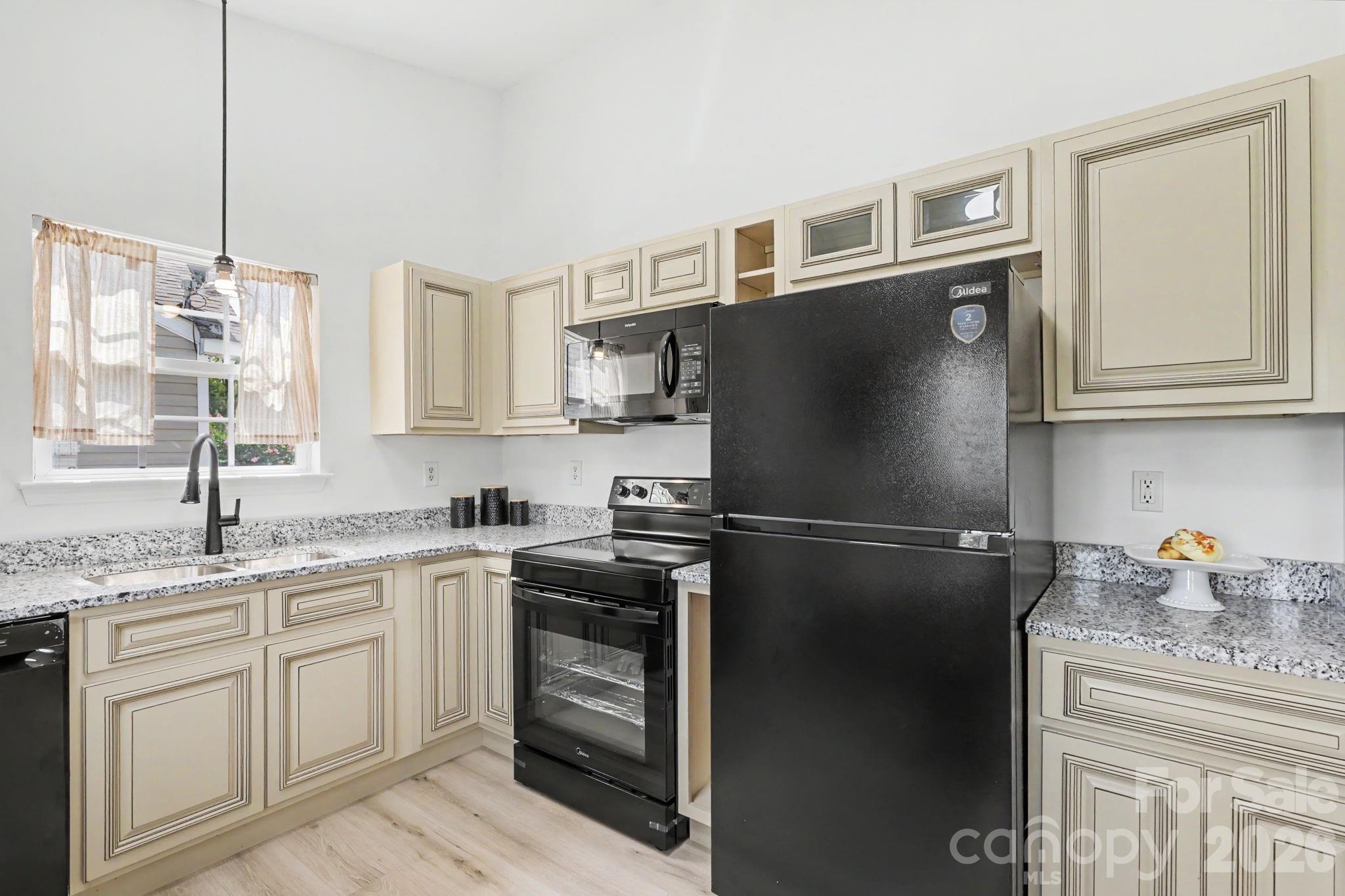 1745 Southwind Drive — Charlotte