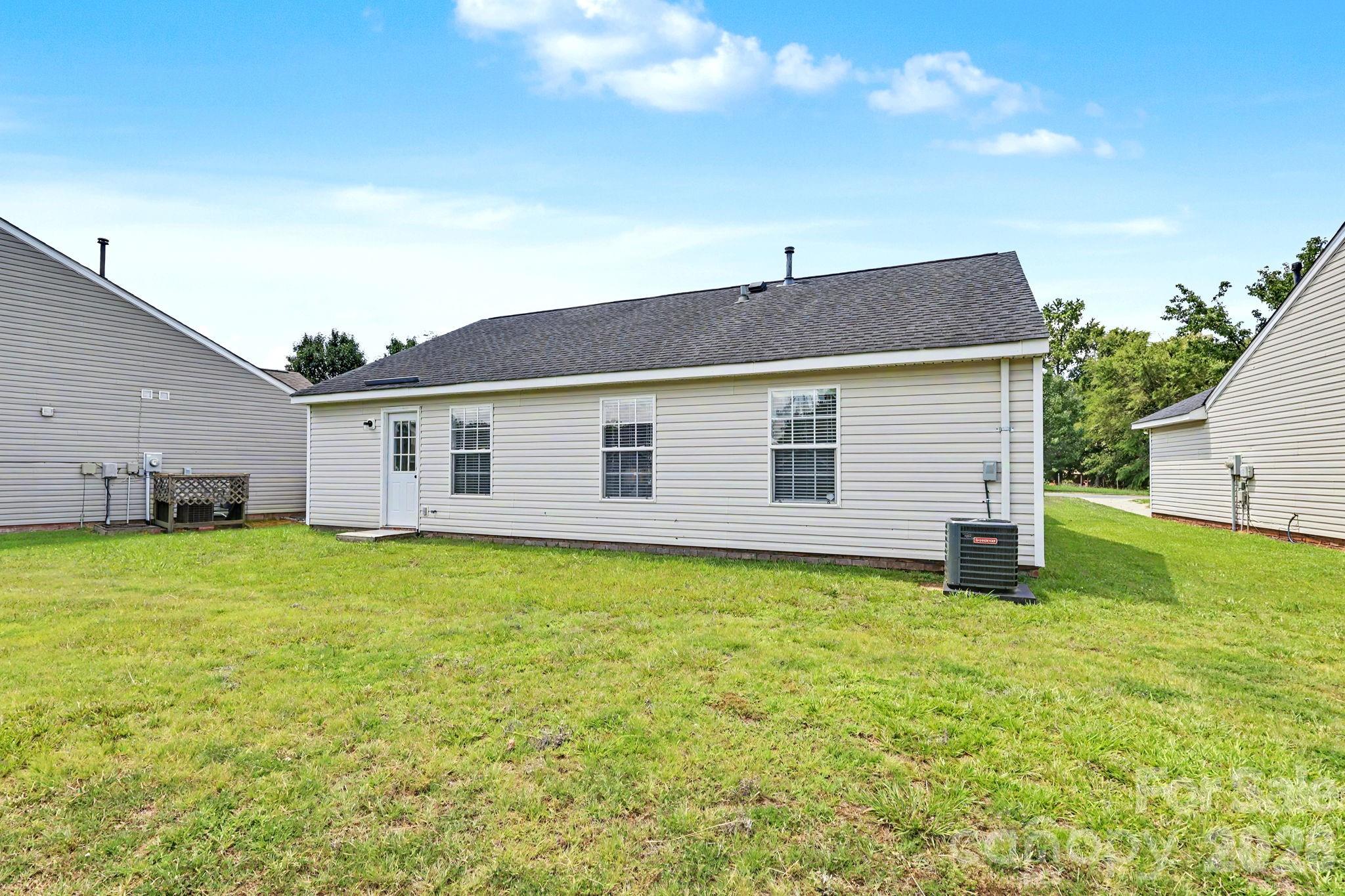 1745 Southwind Drive — Charlotte