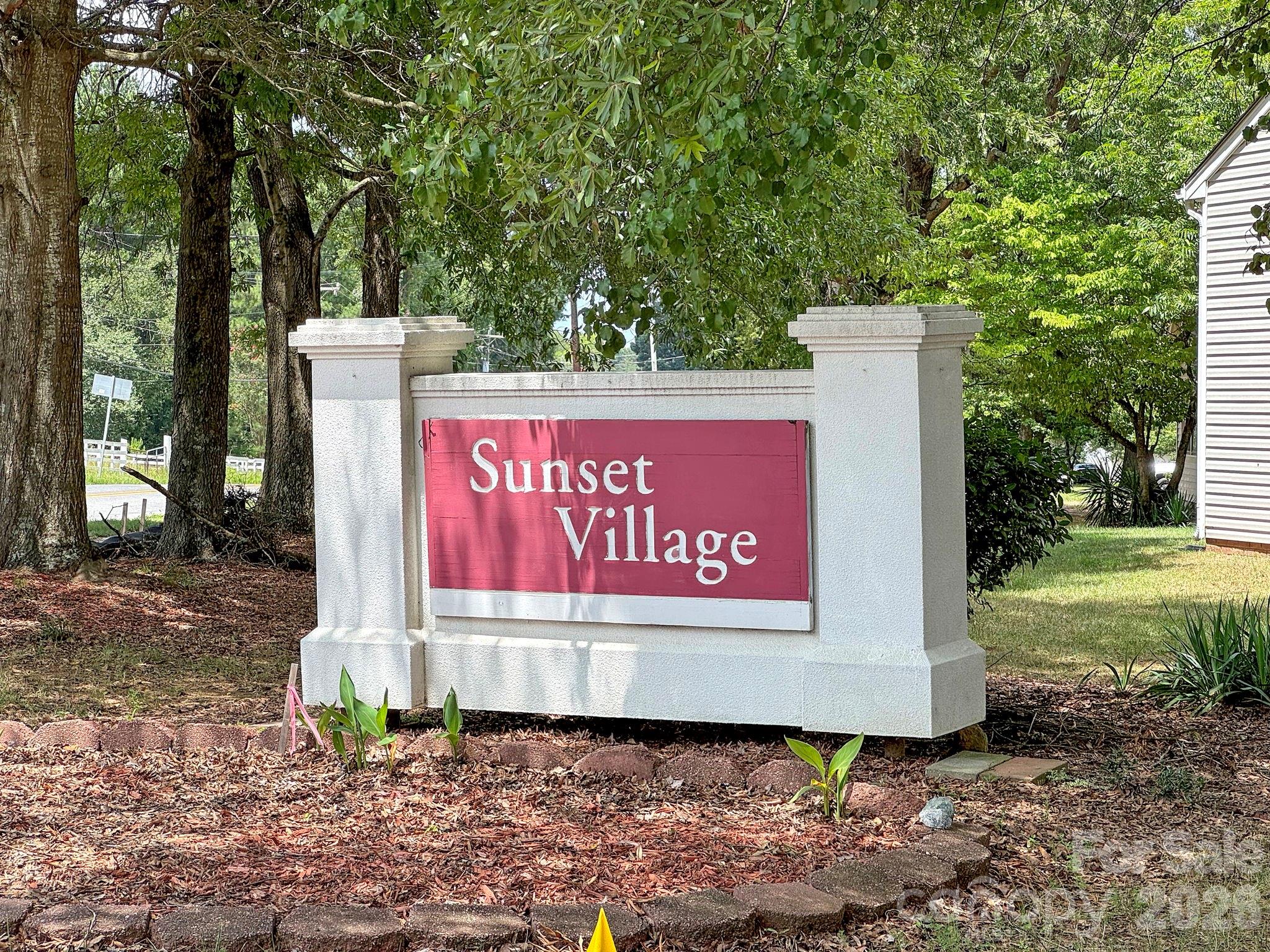 1745 Southwind Drive — Charlotte