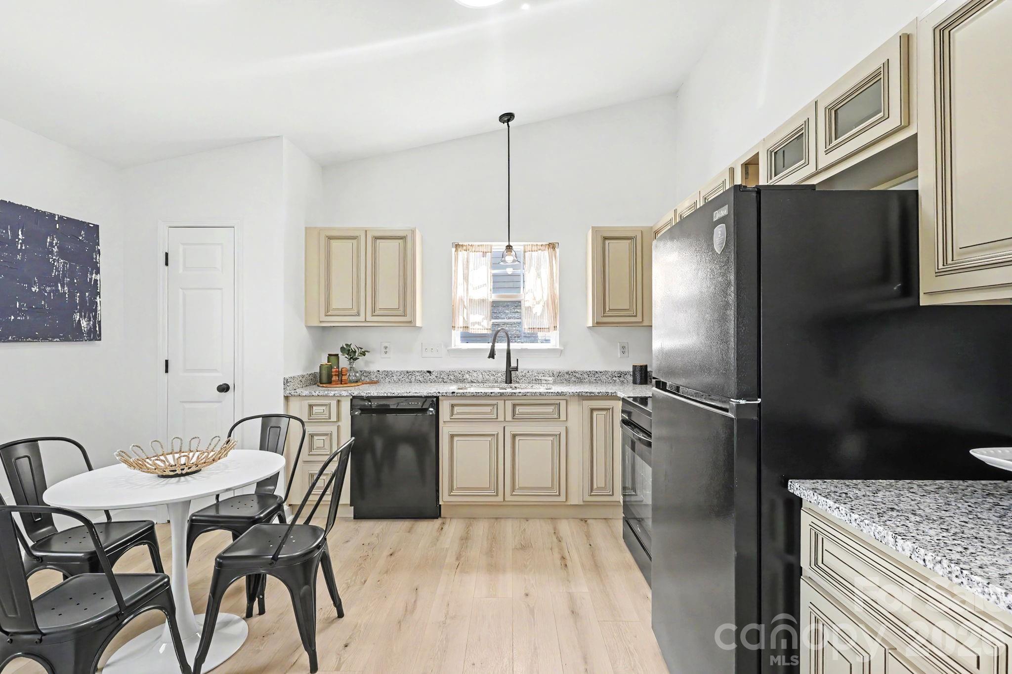 1745 Southwind Drive — Charlotte