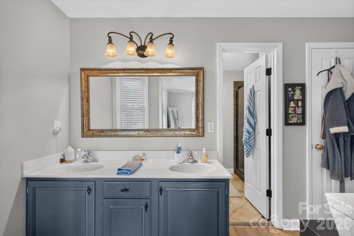 9709 Emerald Point Drive #8 — Charlotte