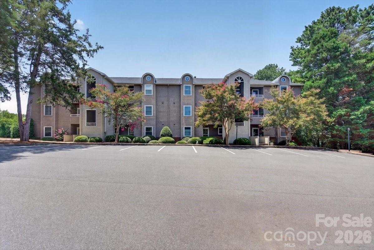9709 Emerald Point Drive #8 — Charlotte