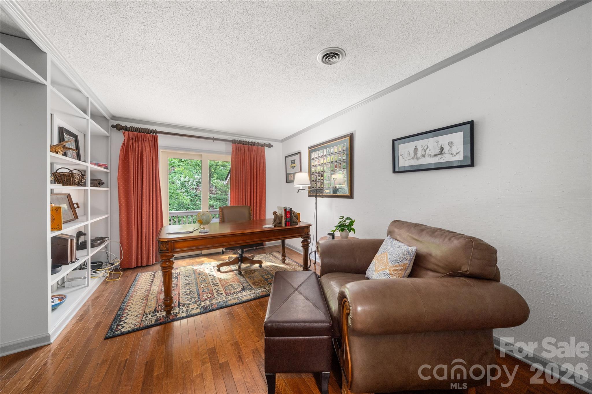 106 Deerlake Drive — Asheville