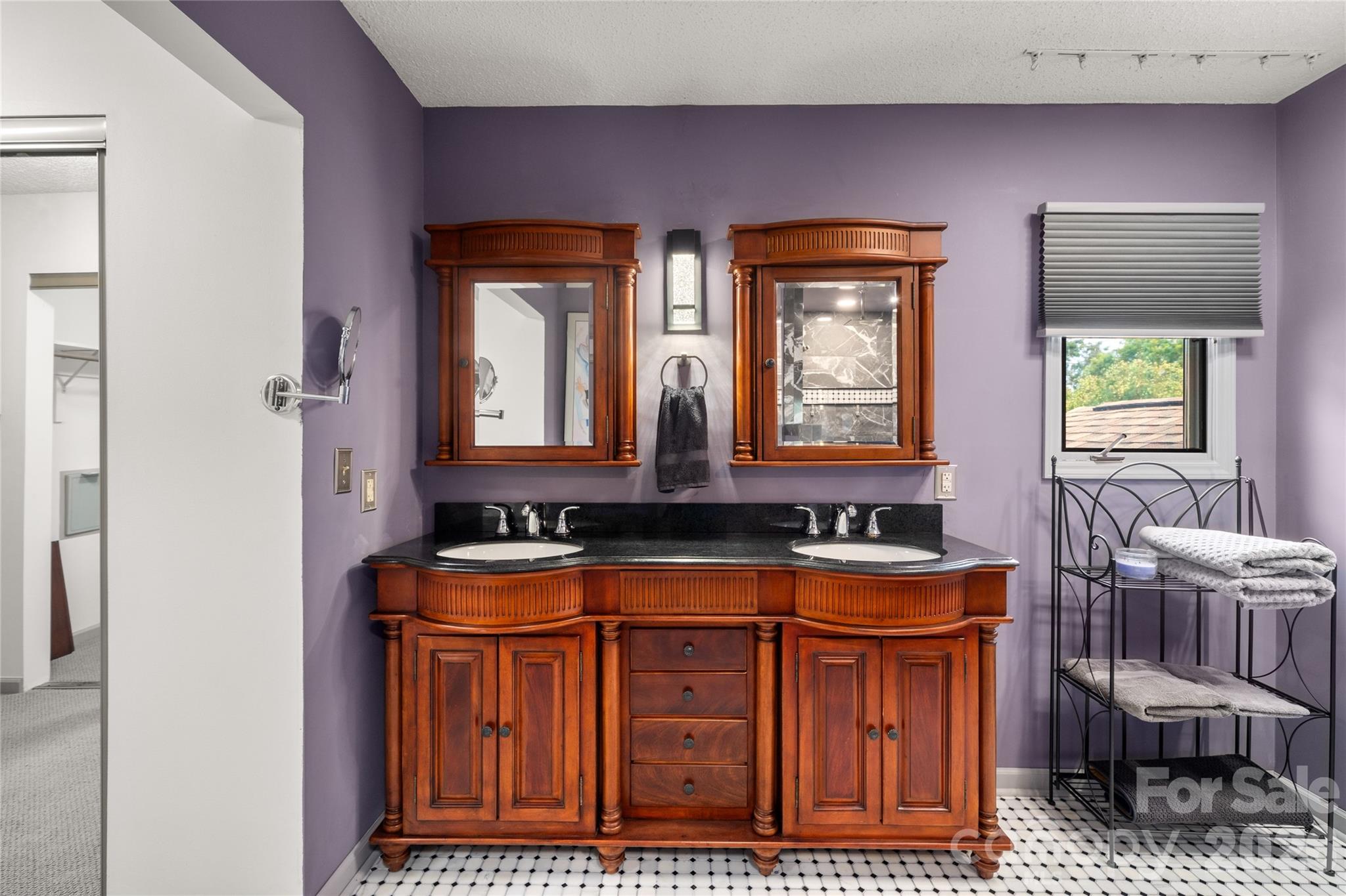 106 Deerlake Drive — Asheville