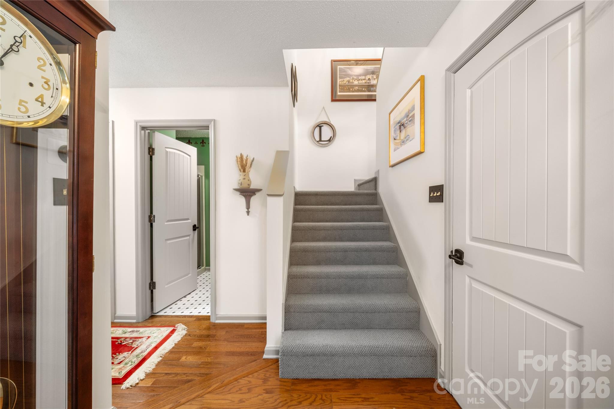 106 Deerlake Drive — Asheville