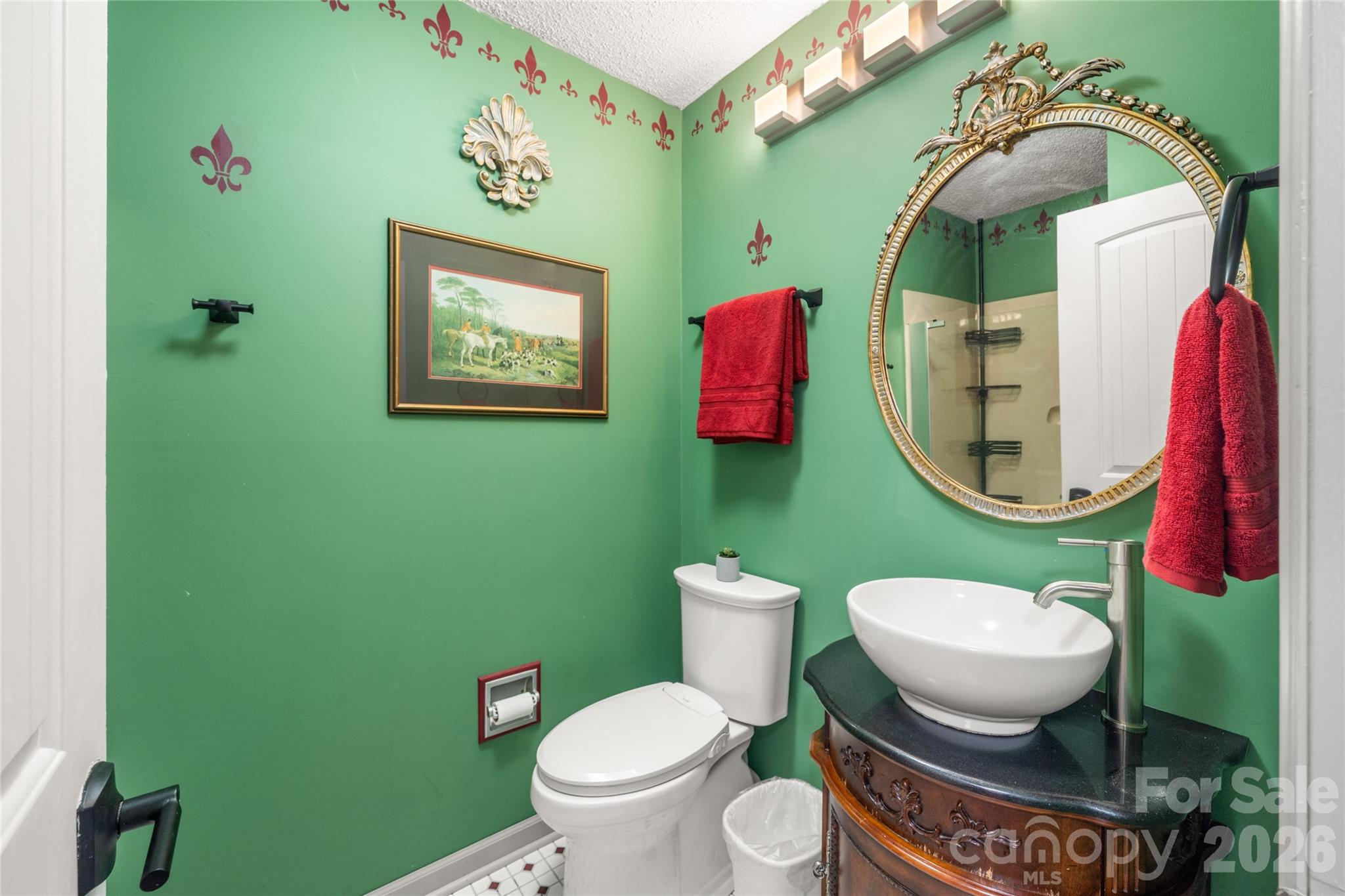 106 Deerlake Drive — Asheville