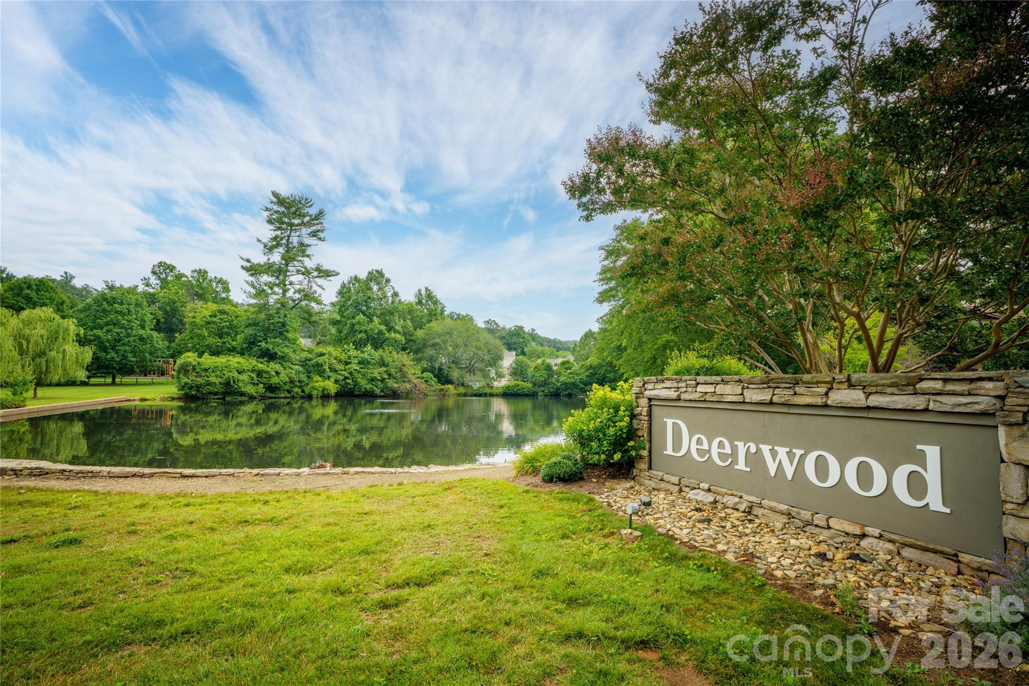 106 Deerlake Drive — Asheville