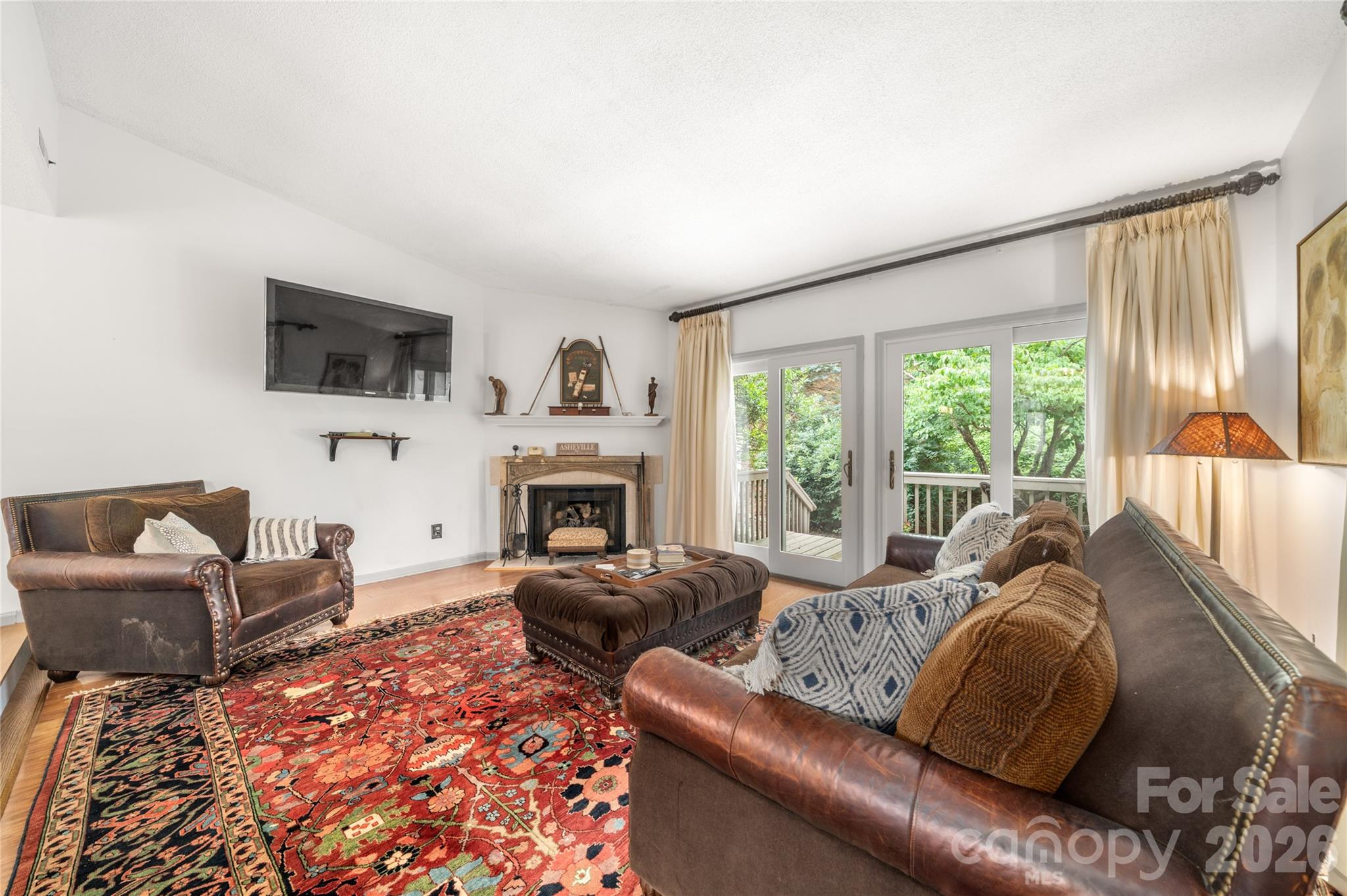 106 Deerlake Drive — Asheville
