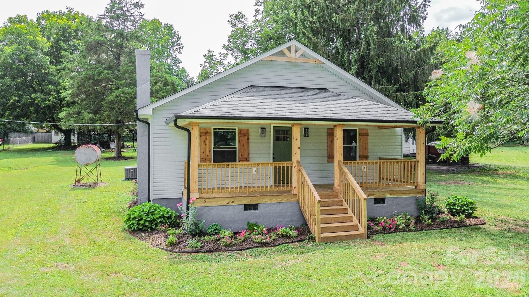 926 Salem Church Road — Lincolnton