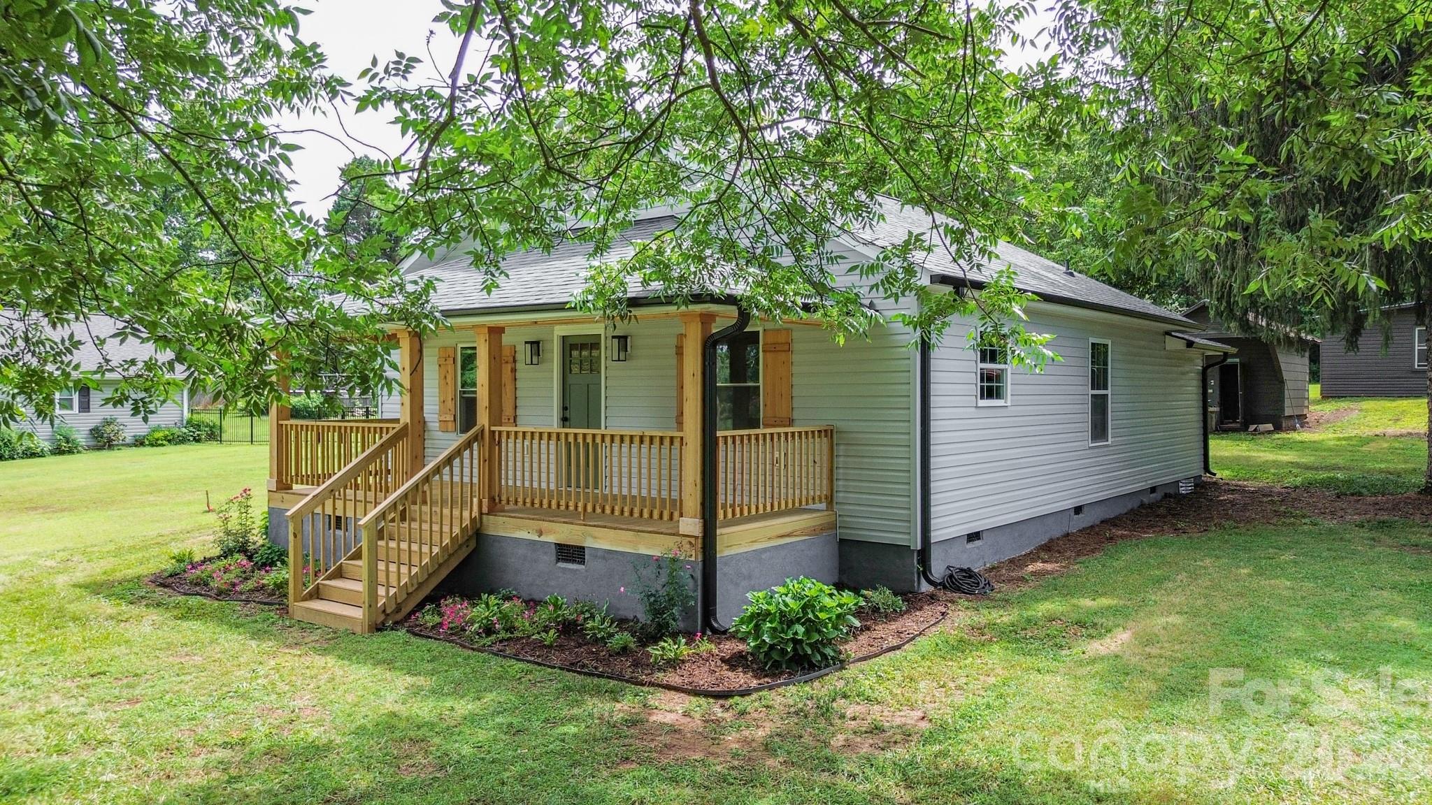 926 Salem Church Road — Lincolnton